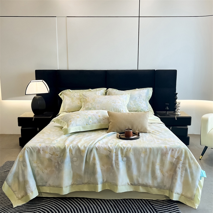 91家纺网 家纺一手货源 找家纺 朵希曼2025新款50天丝宽边夏被和夏被四件套系列 早春樱花