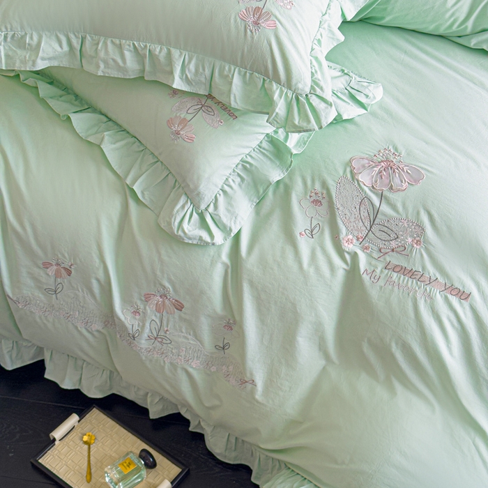 91家纺网 家纺一手货源 找家纺 U品汇 A类全棉色织水洗棉刺绣花四件套纯棉100%棉韩版公主风立体花朵 春野浪漫-清水绿