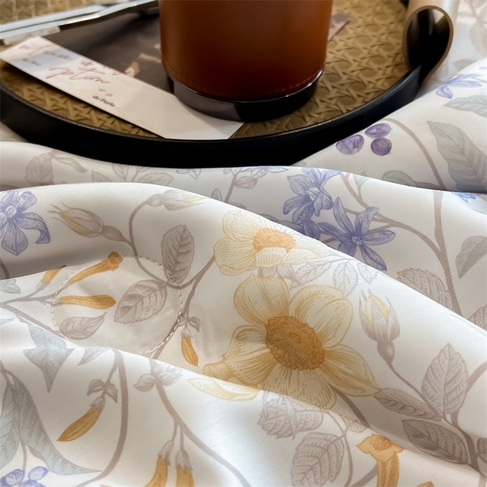 91家纺网 家纺一手货源 找家纺 朵希曼2025新款50天丝宽边夏被和夏被四件套系列 悦夏 米