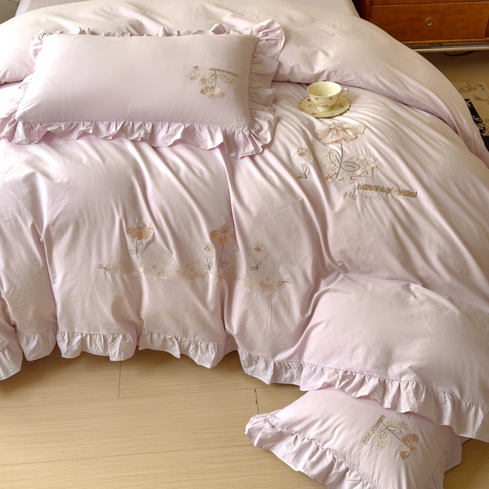 91家纺网 家纺一手货源 找家纺 U品汇 A类全棉色织水洗棉刺绣花四件套纯棉100%棉韩版公主风立体花朵 春野浪漫-薰衣紫