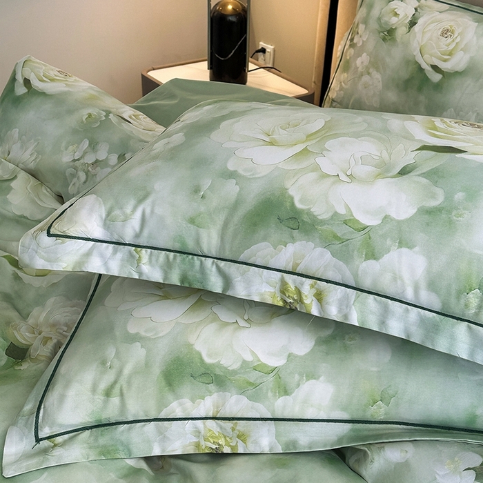 91家纺网 家纺一手货源 找家纺 眷恋家纺 2025年春夏全棉铂金棉13376数码印花四件套 墨雨云间-绿