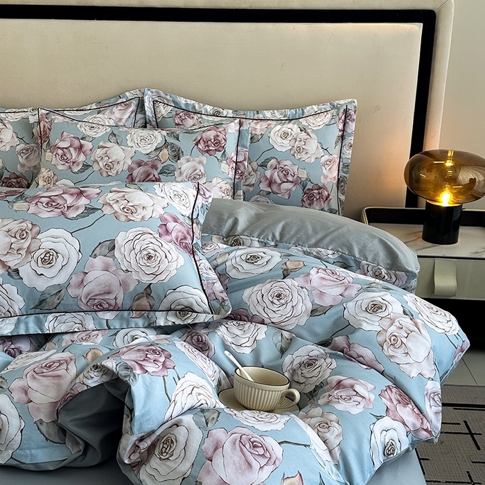 91家纺网 家纺一手货源 找家纺 眷恋家纺 2025年春夏全棉铂金棉13376数码印花四件套 春景熙熙-兰