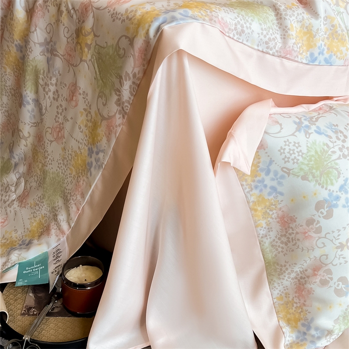 91家纺网 家纺一手货源 找家纺 朵希曼2025新款50天丝宽边夏被和夏被四件套系列 布伦达