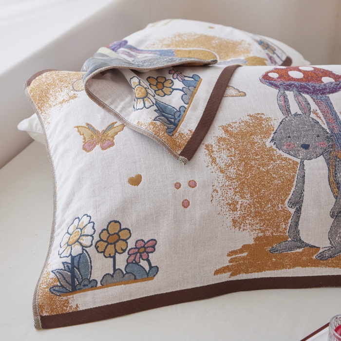 91家纺网 家纺一手货源 找家纺 爱港家纺 2025新款全棉纱布-萌宠治愈系列枕巾 萌宠兔52*75cm