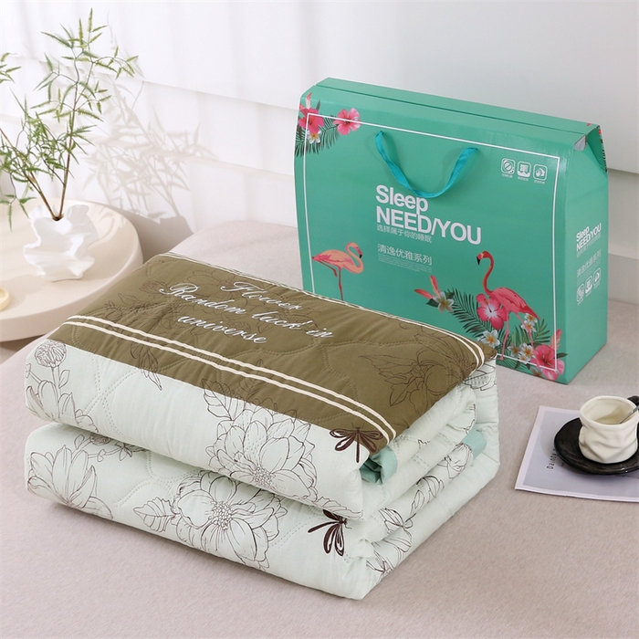 91家纺网 家纺一手货源 找家纺 爱派  2025新款直播爆款印花水洗棉夏被夏凉被空调被被子被芯 翩翩起舞