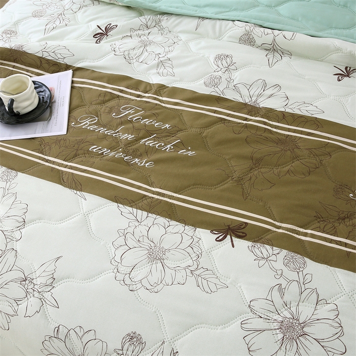 91家纺网 家纺一手货源 找家纺 爱派  2025新款直播爆款印花水洗棉夏被夏凉被空调被被子被芯 翩翩起舞