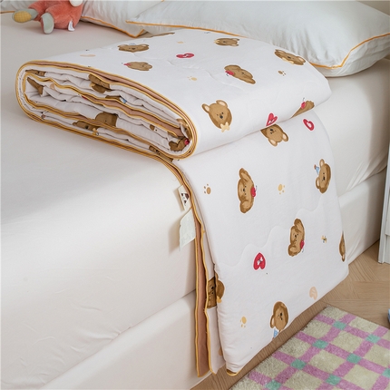 艺菲阁家纺 2025新款卡通麻绳云感双层纱夏凉被 奇妙小熊米