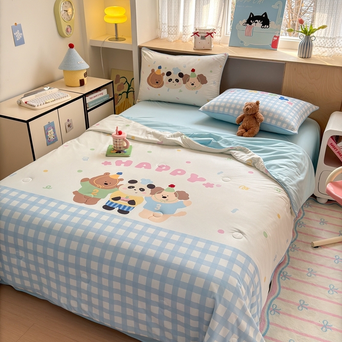 91家纺网 家纺一手货源 找家纺 星期八 2025新款针织棉夏被四件套 快乐伙伴