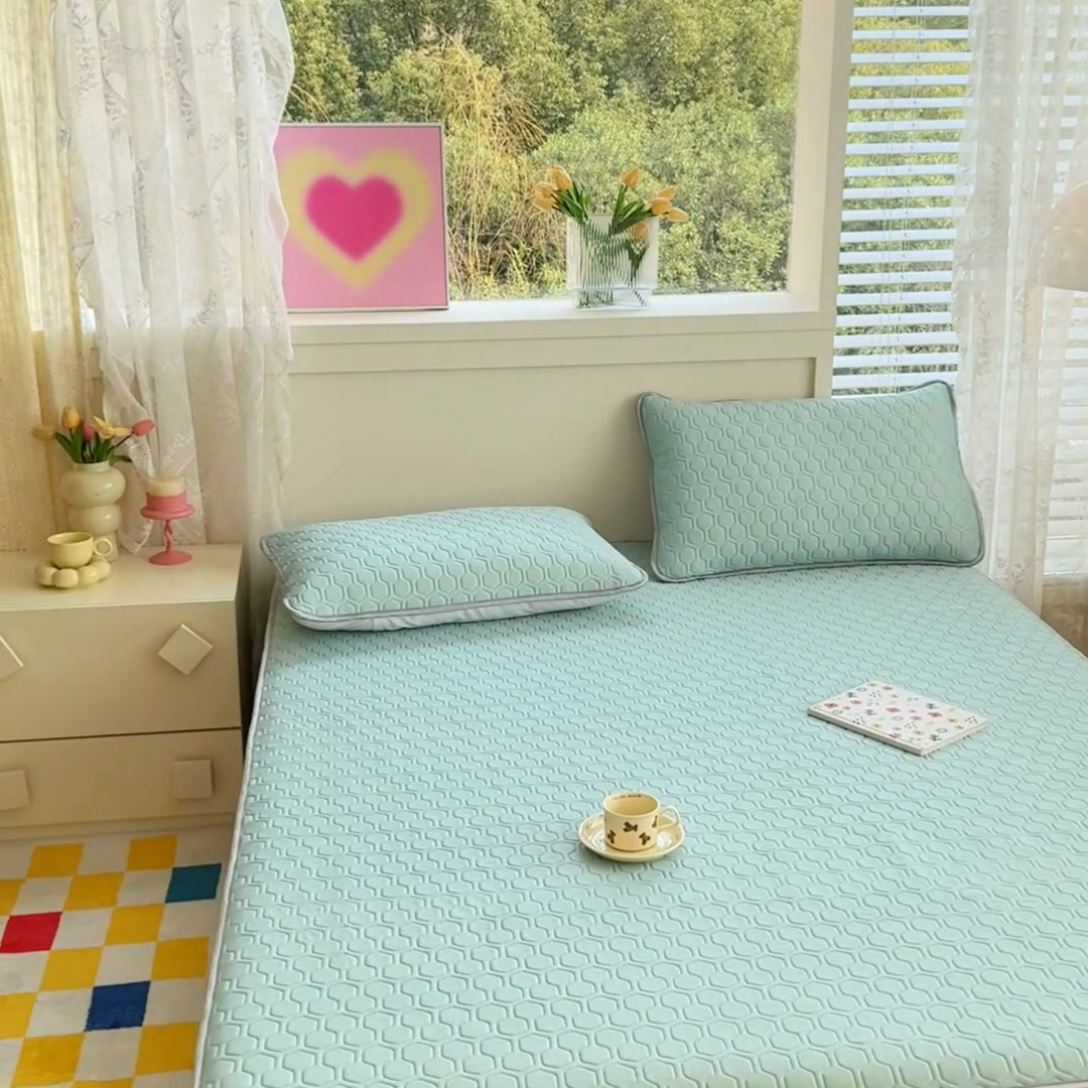 91家纺网 家纺一手货源 找家纺 小萌虎 2025新款凉感丝胶质凉席床笠款 水绿