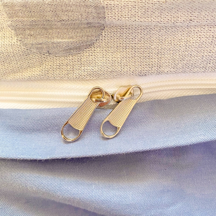 91家纺网 家纺一手货源 找家纺 千朵 2025新款全棉提花四件套 歪头小熊