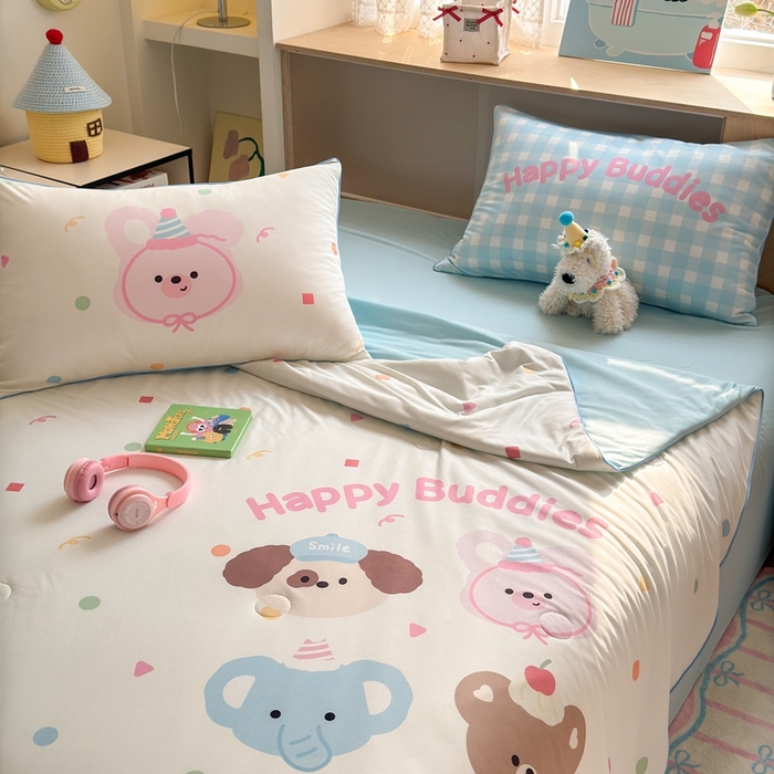 91家纺网 家纺一手货源 找家纺 星期八 2025新款针织棉夏被四件套 波点动物园