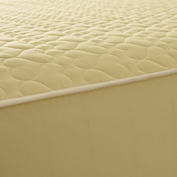 91家纺网 家纺一手货源 找家纺 优悦生活馆 2025新款亲肤水洗棉夹棉防水床笠 桃心-黄