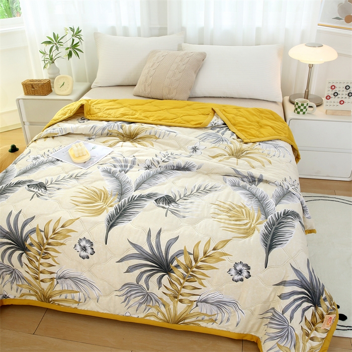 91家纺网 家纺一手货源 找家纺 爱派  2025新款直播爆款印花水洗棉夏被夏凉被空调被被子被芯 丛林密语