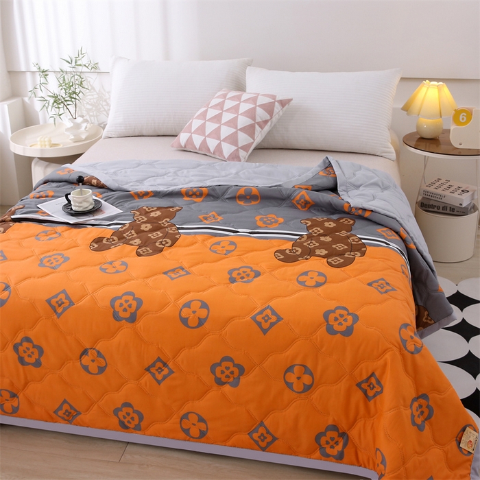 91家纺网 家纺一手货源 找家纺 爱派  2025新款直播爆款印花水洗棉夏被夏凉被空调被被子被芯 潮牌熊