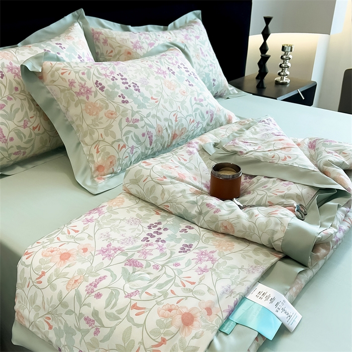 91家纺网 家纺一手货源 找家纺 朵希曼2025新款50天丝宽边夏被和夏被四件套系列 悦夏 粉紫