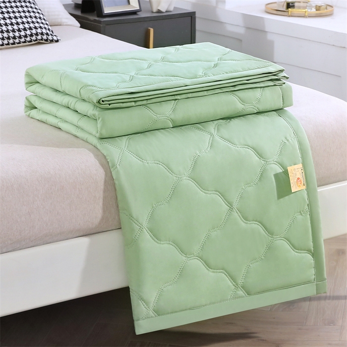 91家纺网 家纺一手货源 找家纺 爱派 2025新款纯色水洗棉夏被夏凉被空调被被子被芯 果绿色