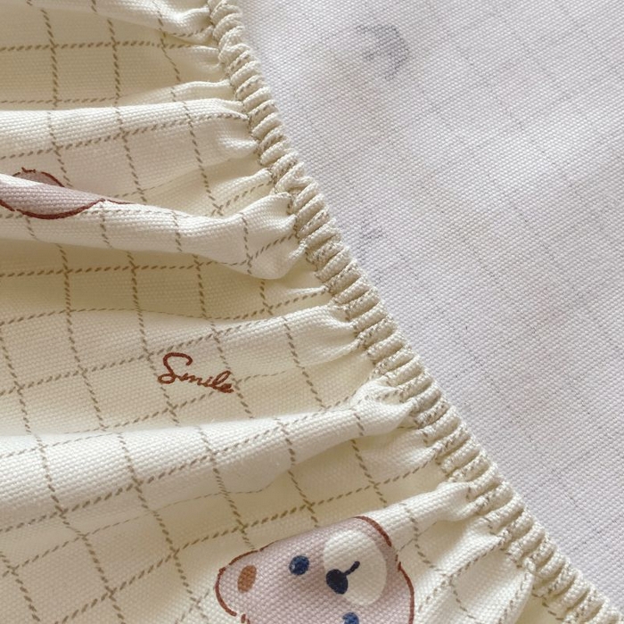 91家纺网 家纺一手货源 找家纺 ME/ERA HOME寐时代 2025新款全棉老粗布床笠款三件套 全棉卡通-皇冠小熊