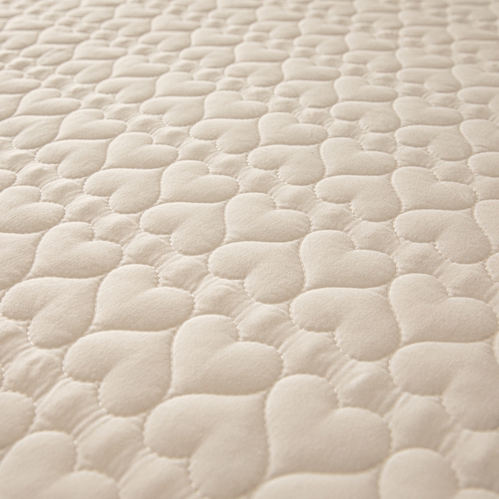 91家纺网 家纺一手货源 找家纺 优悦生活馆 2025新款亲肤水洗棉夹棉防水床笠 桃心-白