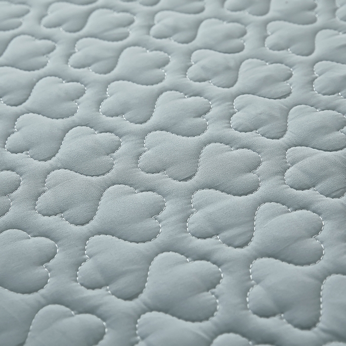 91家纺网 家纺一手货源 找家纺 家之硕家纺 2025新款云朵棉刺绣床裙四件套 明月灰