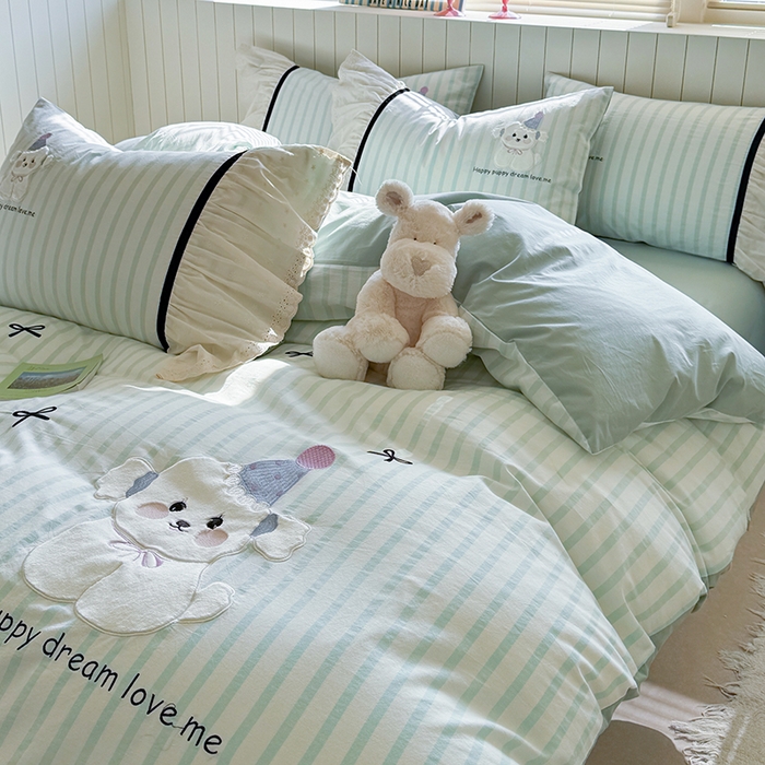 91家纺网 家纺一手货源 找家纺 优悦生活馆 2025新款全棉纯棉水洗棉印花四件套-牛奶小狗 牛奶小狗-绿