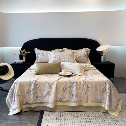 91家纺网 家纺一手货源 找家纺 （总）朵希曼2025新款60支天丝镂空印花夏被和夏被四件套系列