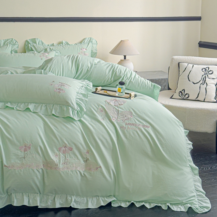 91家纺网 家纺一手货源 找家纺 U品汇 A类全棉色织水洗棉刺绣花四件套纯棉100%棉韩版公主风立体花朵 春野浪漫-清水绿