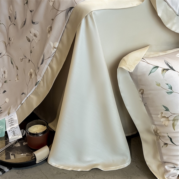 91家纺网 家纺一手货源 找家纺 朵希曼2025新款50天丝宽边夏被和夏被四件套系列 姜茉