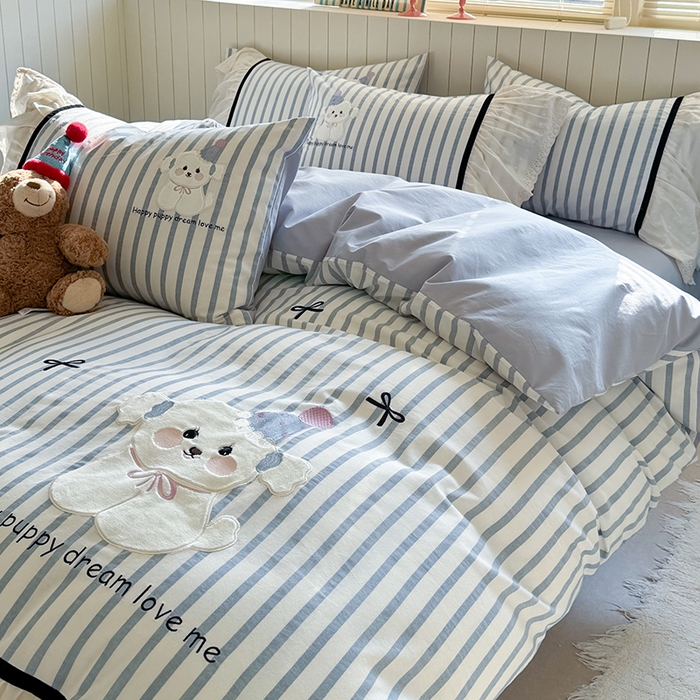 91家纺网 家纺一手货源 找家纺 优悦生活馆 2025新款全棉纯棉水洗棉印花四件套-牛奶小狗 牛奶小狗-蓝