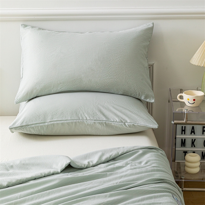 91家纺网 家纺一手货源 找家纺 天瑜家纺 2025新款亲肤舒适泡泡棉夏被 灰色