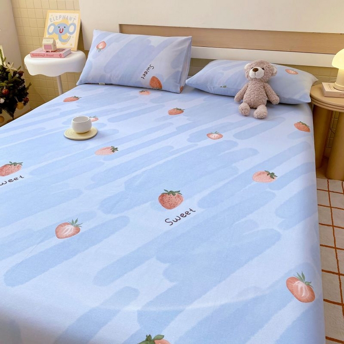 91家纺网 家纺一手货源 找家纺 ME/ERA HOME寐时代 2025新款全棉老粗布床单款三件套 全棉卡通-草莓-蓝