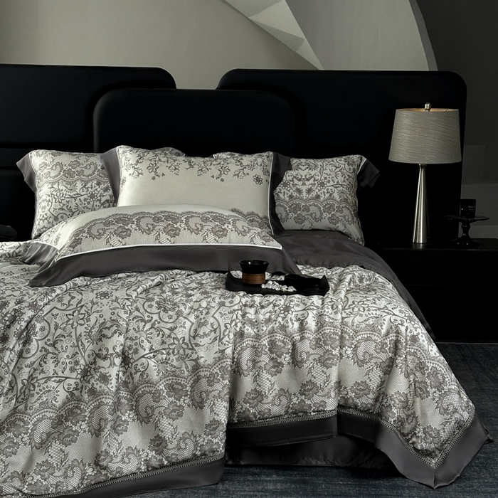 91家纺网 家纺一手货源 找家纺 娇逸家居 2025新品60支天丝数码印花高端夏被四件套 迷颖-咖