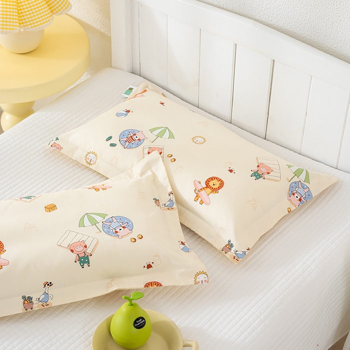 91家纺网 家纺一手货源 找家纺 良佐生活 2025新款A类高支高密全棉压线儿童枕套纯棉学生枕头套 小欢喜