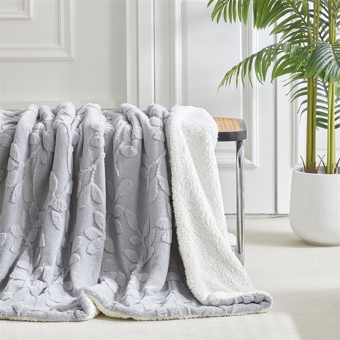 91家纺网 家纺一手货源 找家纺 温宁2025新款跨境外贸专供树叶毯 树叶-银灰