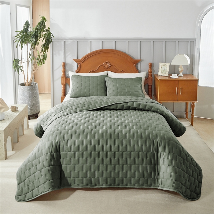 91家纺网 家纺一手货源 找家纺 温宁2025新款 跨境外贸专供山字格床盖 绿色