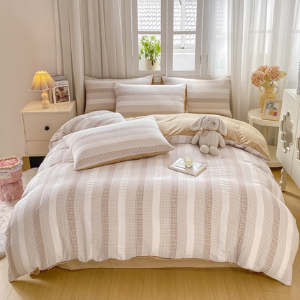 91家纺网 家纺一手货源 找家纺 （总）二八年华 2025新款渐变提花四件套