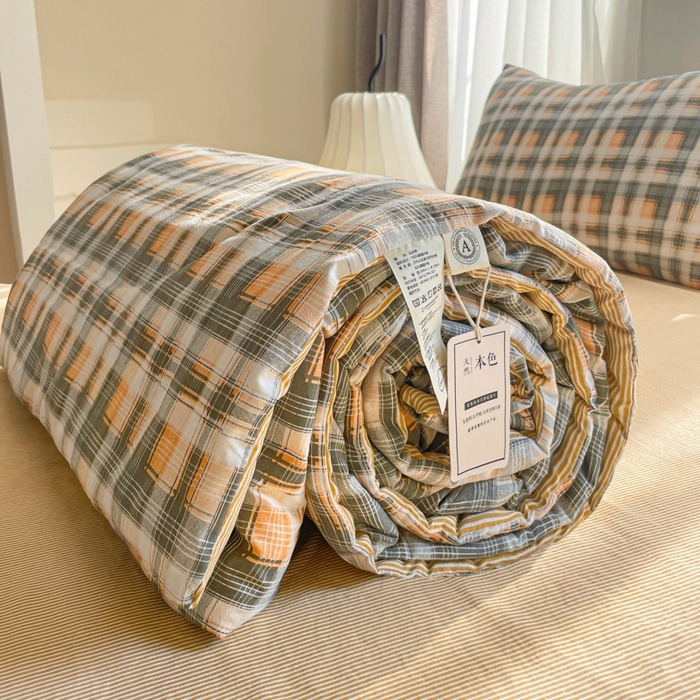 91家纺网 家纺一手货源 找家纺 老帅的工厂店 2025新款云朵棉无印风格子夏被 麦田黄