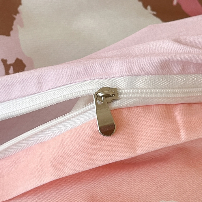 91家纺网 家纺一手货源 找家纺 蓝邻家纺 2025新款全棉大版三丽鸥四件套系列 晚安凯蒂