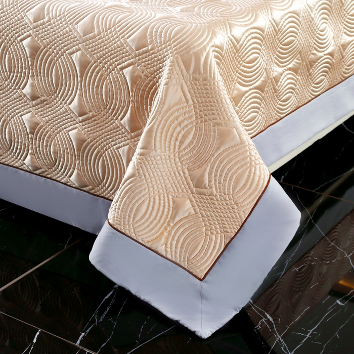 91家纺网 家纺一手货源 找家纺 OL家纺2025新款冰丝绸夏被床盖款三件套 粉橘色