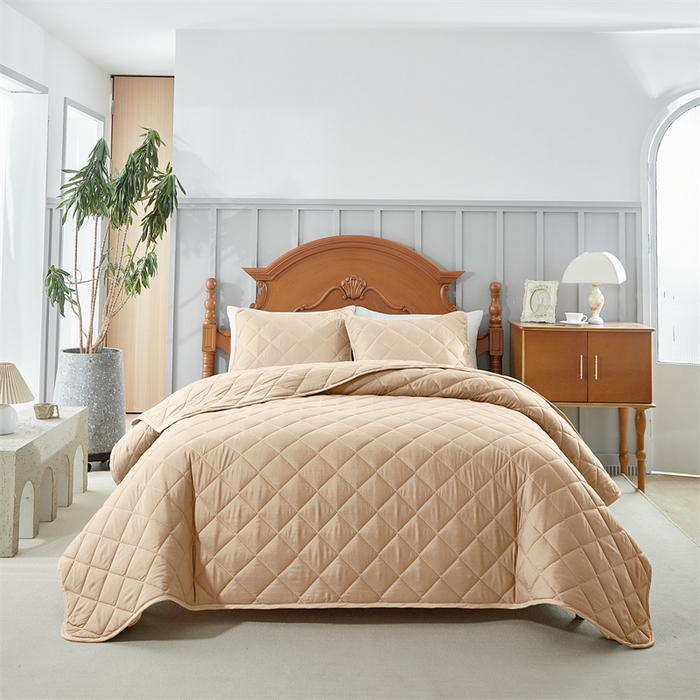 91家纺网 家纺一手货源 找家纺 温宁2025新款跨境外贸专供斜方格床盖 米色