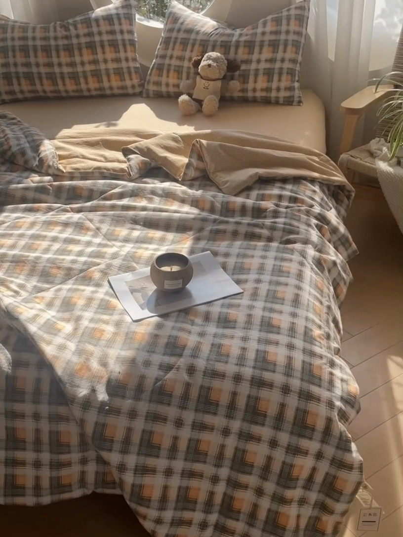 91家纺网 家纺一手货源 找家纺 老帅的工厂店 2025新款云朵棉无印风格子夏被 麦田黄