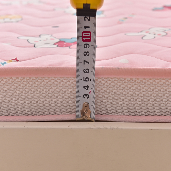 91家纺网 家纺一手货源 找家纺 嗨生活 2025年新款加厚立体全棉棉花床垫 幼儿园床垫 床褥 儿童床垫 草莓蛋糕兔