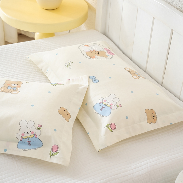 91家纺网 家纺一手货源 找家纺 良佐生活 2025新款A类高支高密全棉压线儿童枕套纯棉学生枕头套 心心相印