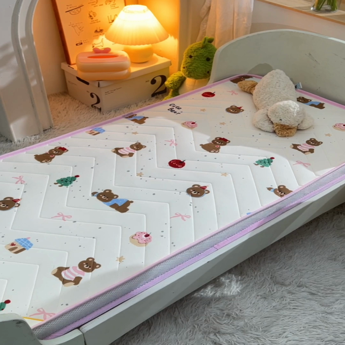 91家纺网 家纺一手货源 找家纺 嗨生活  2025年加厚针织棉乳胶床垫 幼儿园床垫 床褥 儿童床垫 立体款 甜品小熊