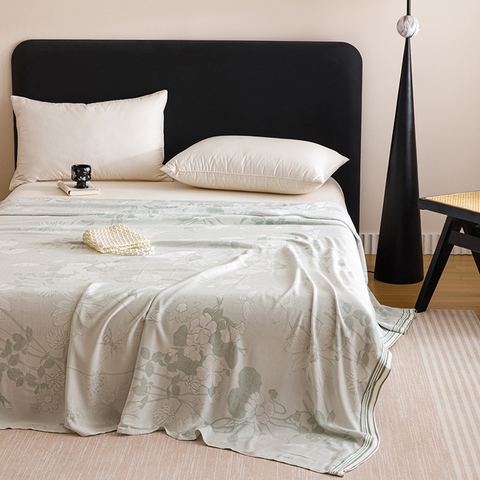 91家纺网 家纺一手货源 找家纺 朴尔家纺-2025年新款柔滑竹纤维双层纱布冷感毯毛巾被 浅花漫-绿