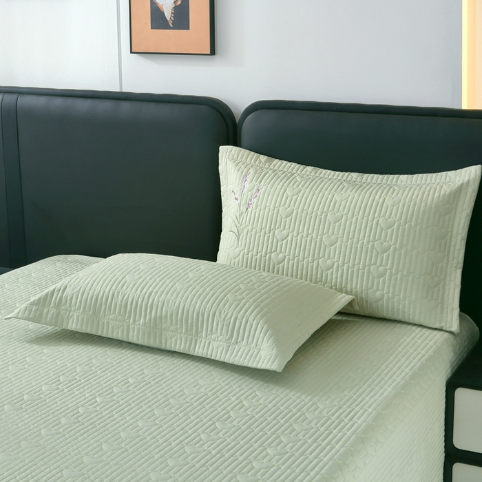 91家纺网 家纺一手货源 找家纺 OL家纺2025新款玉锦缎纯色床盖三件套-薰衣草 苹果绿