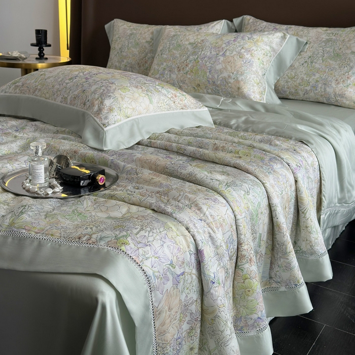 91家纺网 家纺一手货源 找家纺 娇逸家居 2025新品60支天丝数码印花高端夏被四件套 妙颜-绿