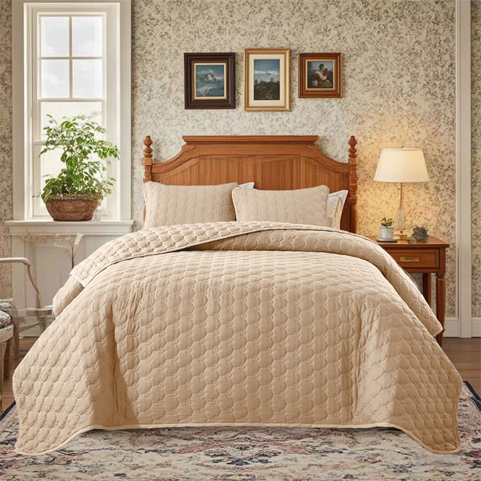 91家纺网 家纺一手货源 找家纺 温宁2025新款纤水洗棉麦穗夹棉四季足球格床盖 米色