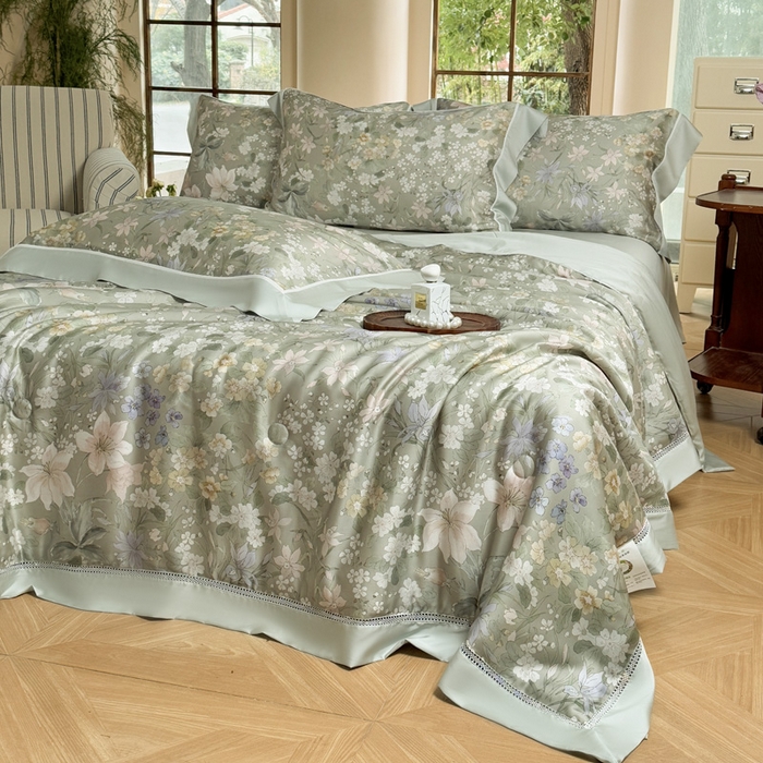 91家纺网 家纺一手货源 找家纺 娇逸家居 2025新品60支天丝数码印花高端夏被四件套 弥月