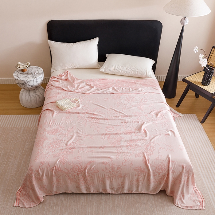 91家纺网 家纺一手货源 找家纺 朴尔家纺-2025年新款柔滑竹纤维双层纱布冷感毯毛巾被 漫花-粉