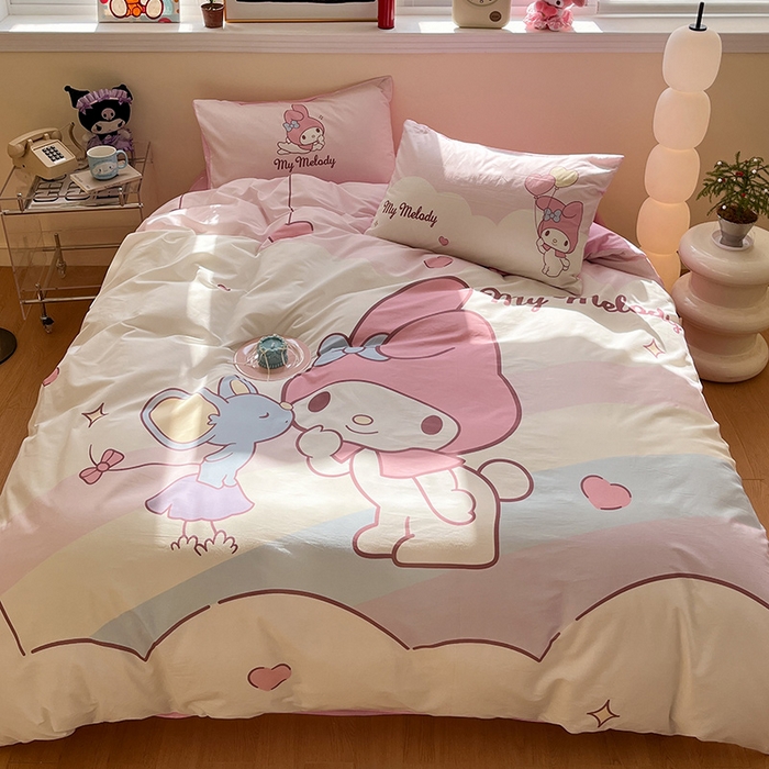 91家纺网 家纺一手货源 找家纺 蓝邻家纺 2025新款全棉大版三丽鸥四件套系列 粉兔亲亲